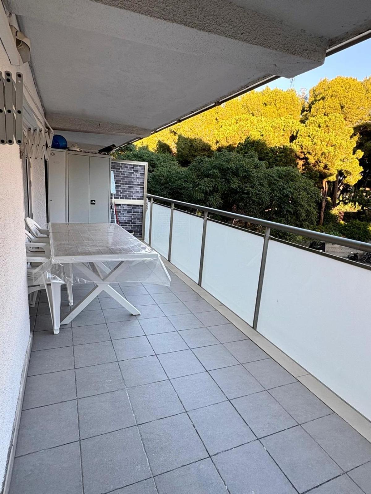Chez Chantal 3 Chambres Au Centre Touristique De Salou Avec Garage Exteriér fotografie
